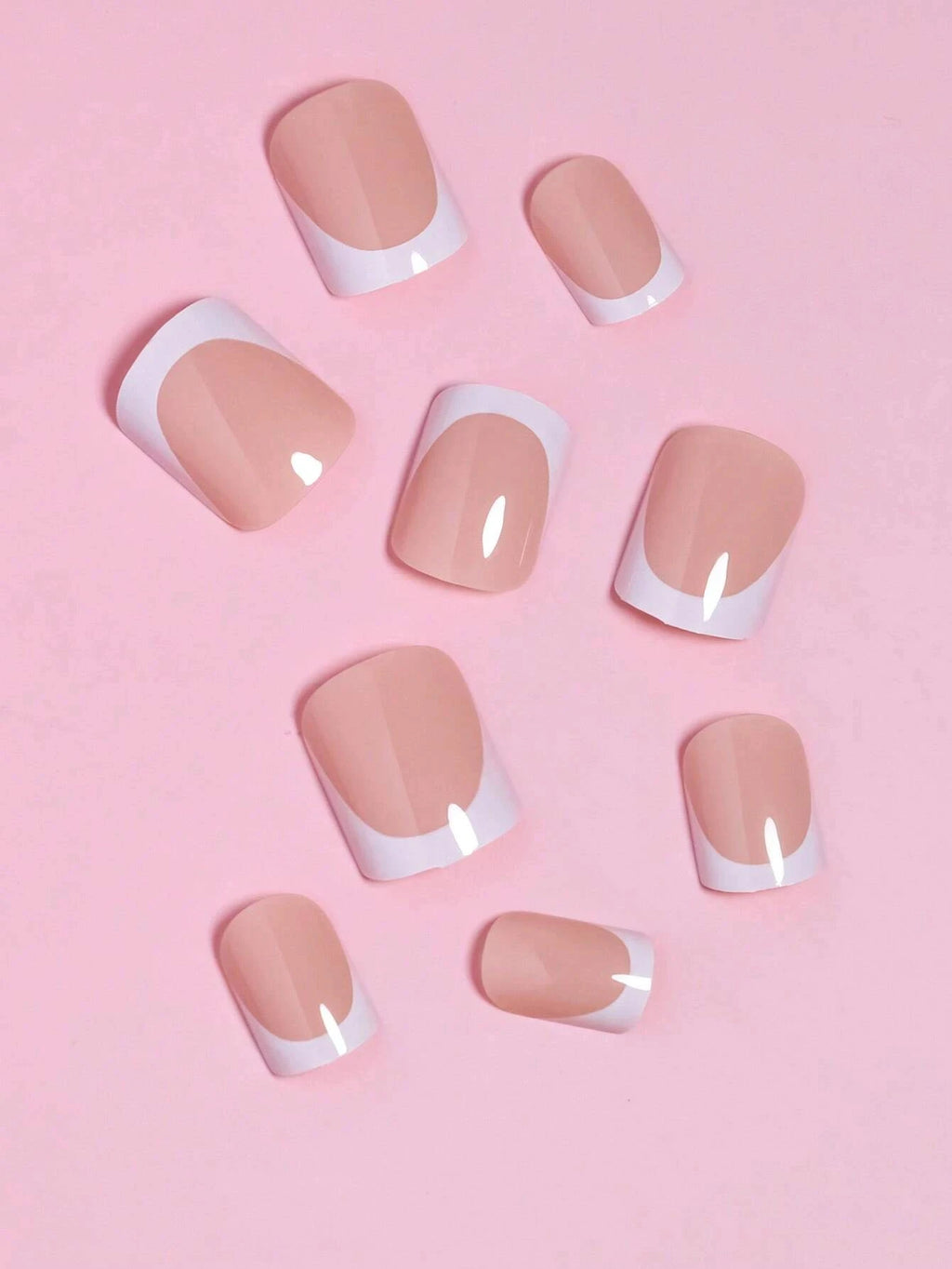 Press-On Nails French Manucure Cœur – Style Y2K & Carré Court